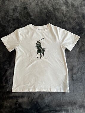 Polo by Ralph Lauren White Tee with Polo Player Graphic boys Medium